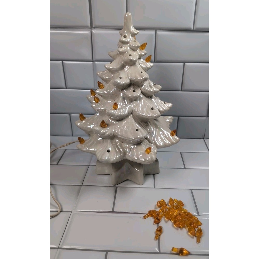 13" Vintage Ceramic Lighted Christmas Tree Lusterware White W/Gold  Bulbs - Picture 4 of 16